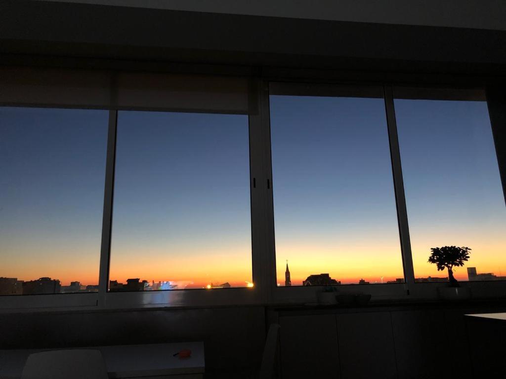Sunset Guest Home Matosinhos  Buitenkant foto